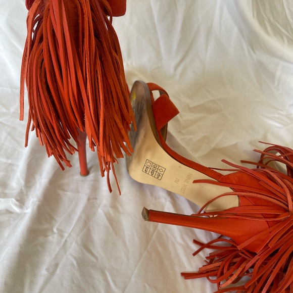 Nine West Suede Fringe heels - Picture 5 of 5